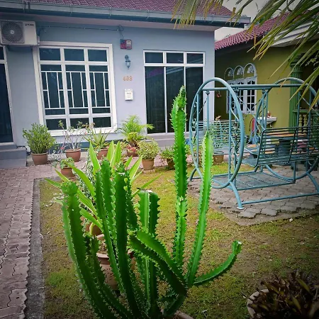 Homestay Duranta Home'S Batu Pahat Exterior photo
