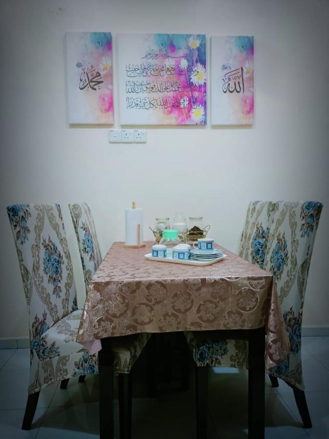 Holiday home Duranta Home's Batu Pahat
